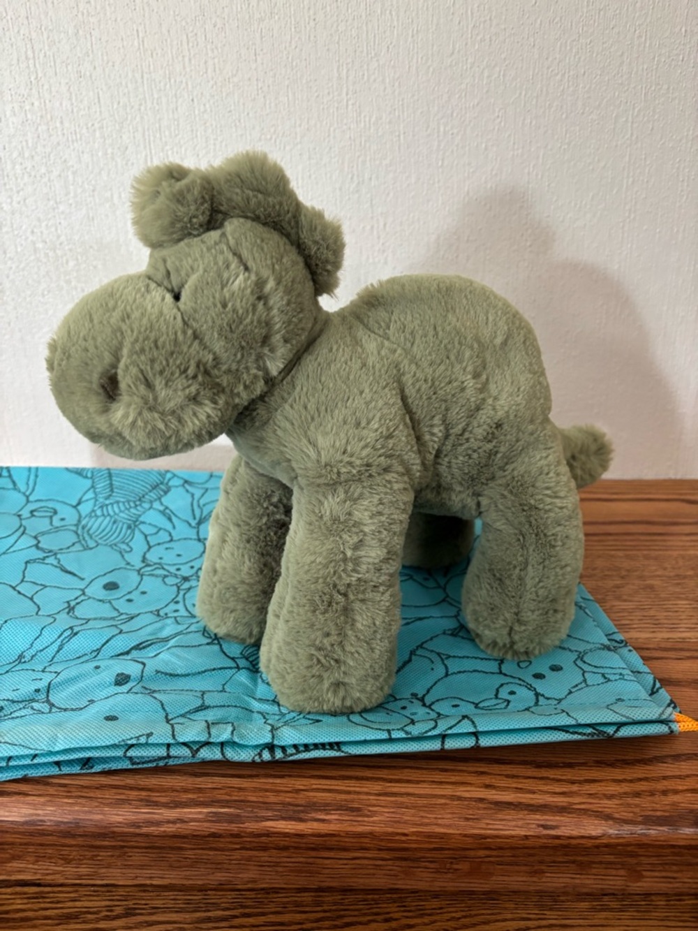 JELLYCAT Huggady Dino Green Plush Dinosaur Stuffed Animal NWT RETIRED and Bag